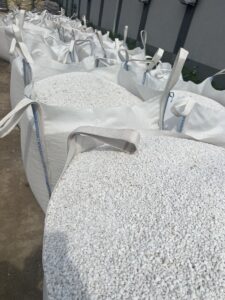 Veleprodaja dekorativnog kamena – teraco, oblutak, granulat i mulch uz povoljne cene i prevoz